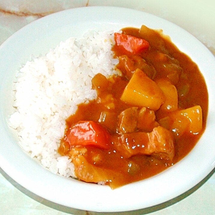 独尊マサラで美味しさ倍増!スパイシーポークカレー♪
